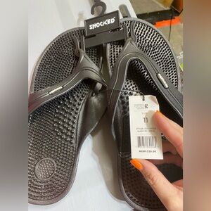New Shocked Sz 11 Black Sandals